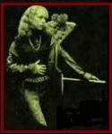 Frau_Avis_von_der_Nacht